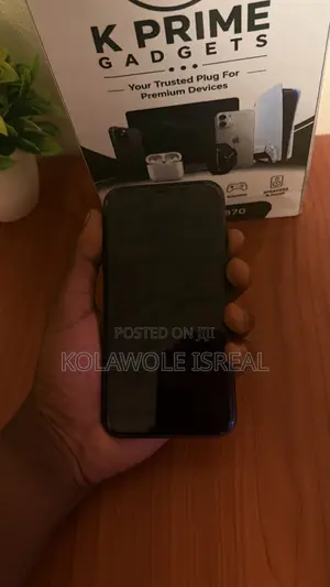 Apple iPhone 11 64 GB Black