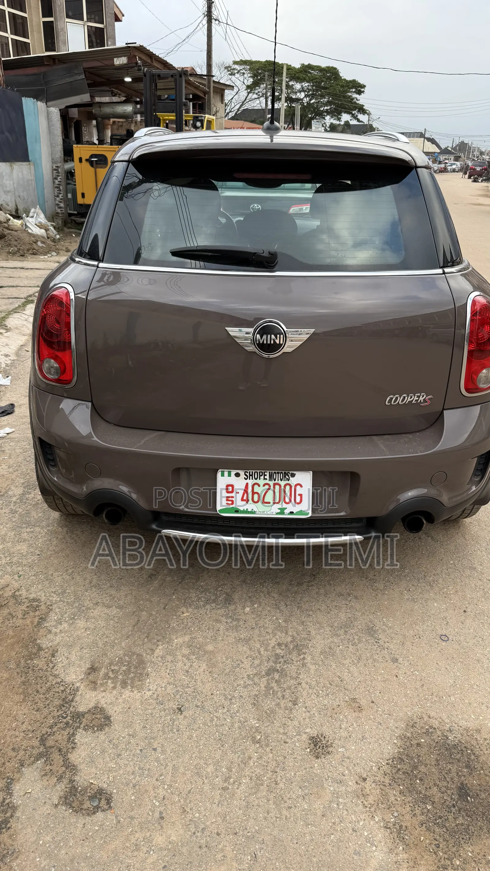 Mini Cooper S 2012 Brown