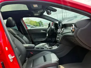 Mercedes-Benz GLA-Class 2017 Red