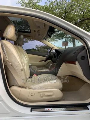 Lexus ES 350 2011 White