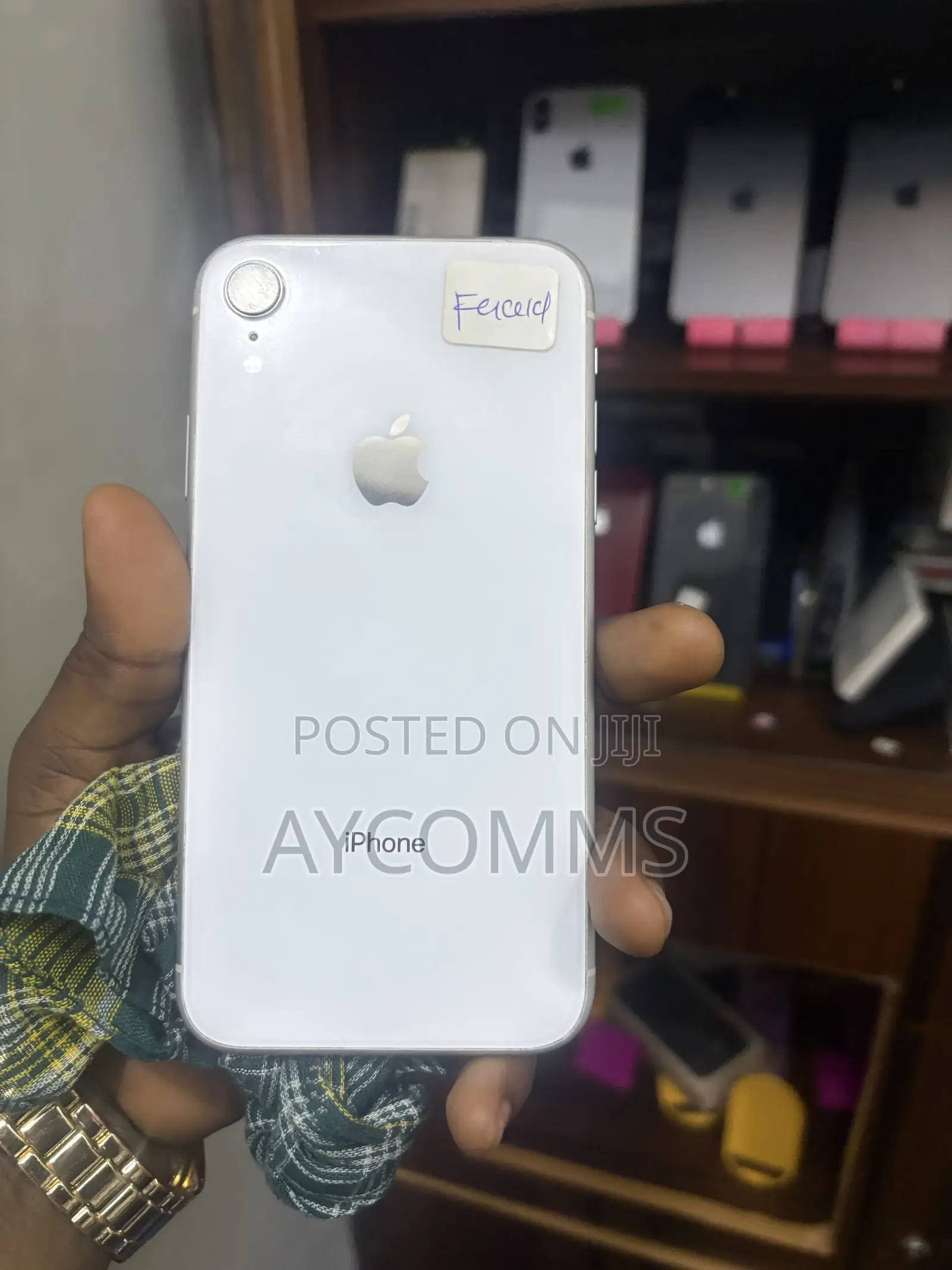 Apple iPhone XR 64 GB White