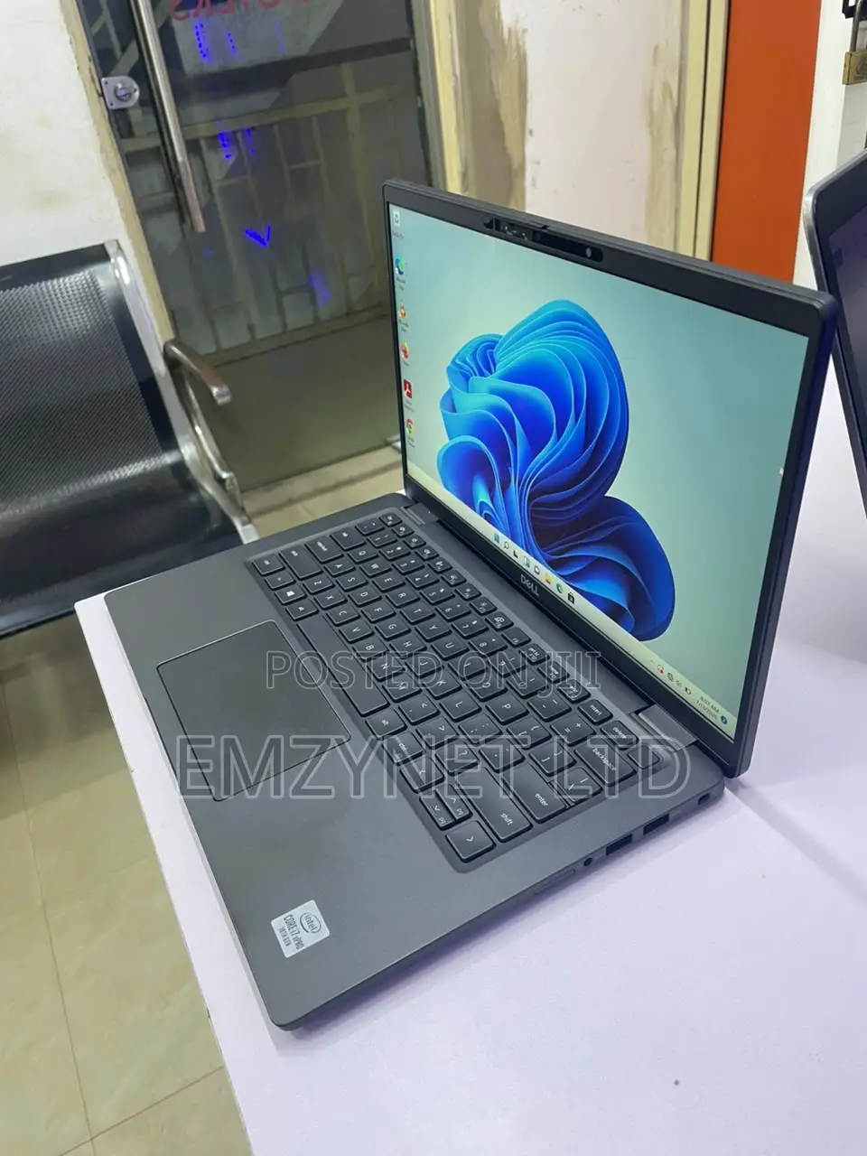 Laptop Dell Latitude 7410 16GB Intel Core i7 SSD 256GB