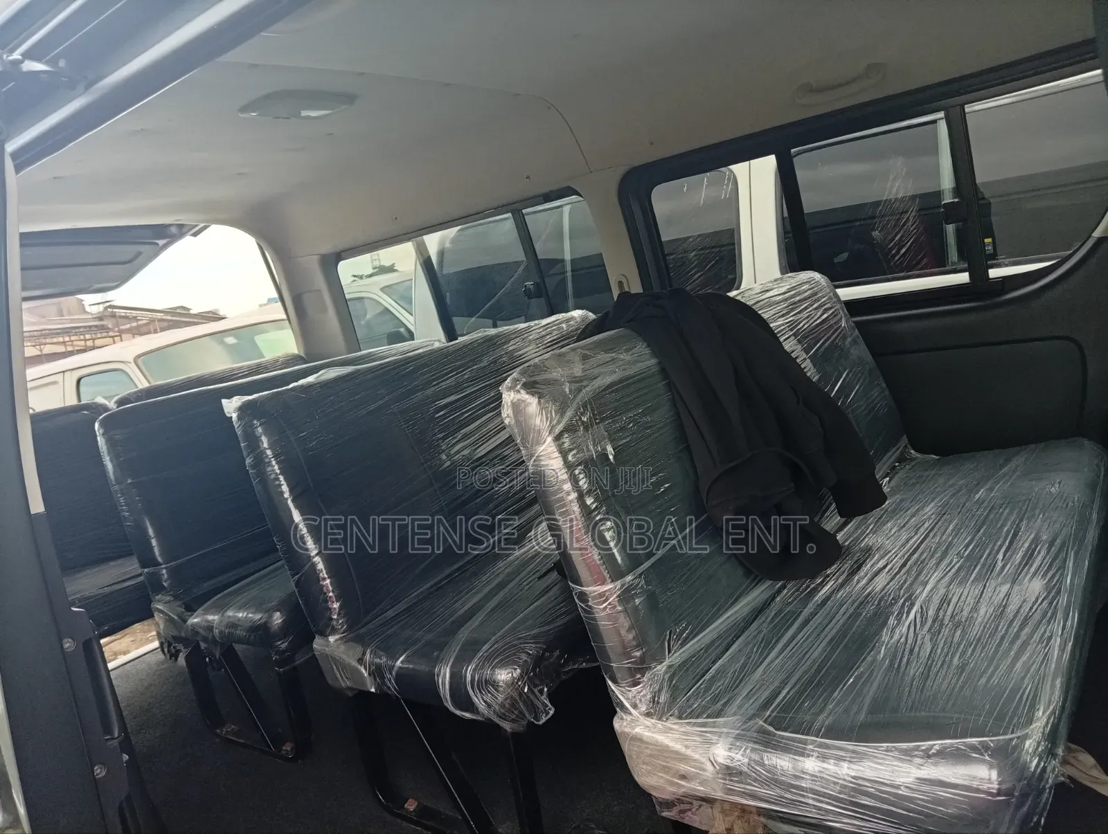 Toyota HiAce 2012 Grey