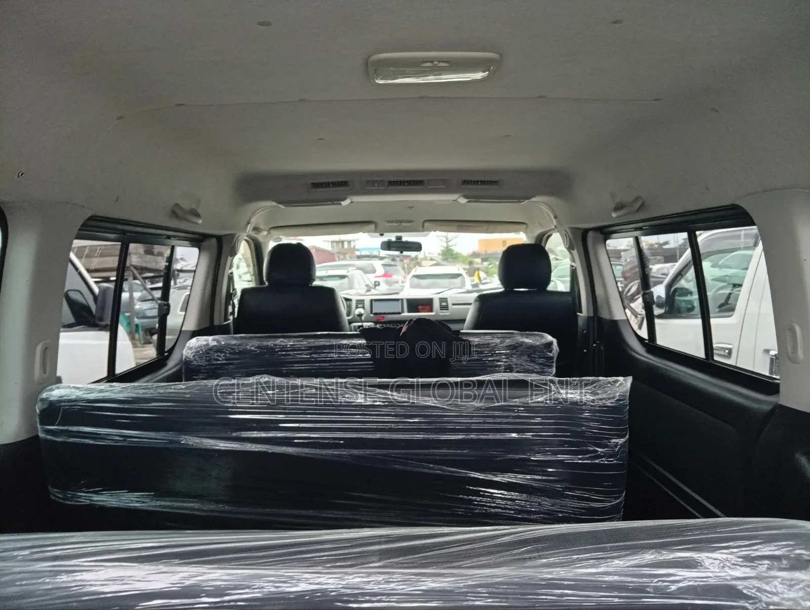 Toyota HiAce 2012 Grey