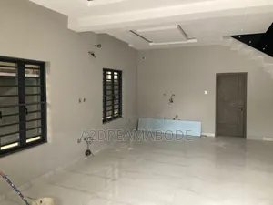 5bdrm Duplex in Ikeja Gra for rent
