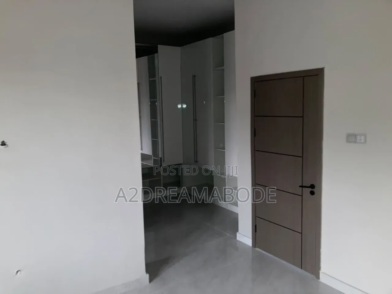 5bdrm Duplex in Ikeja Gra for rent