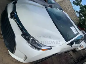 Toyota Avalon 2015 White