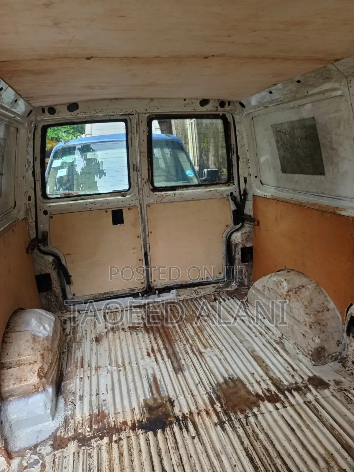 Volkswagen Transporter 2002 White