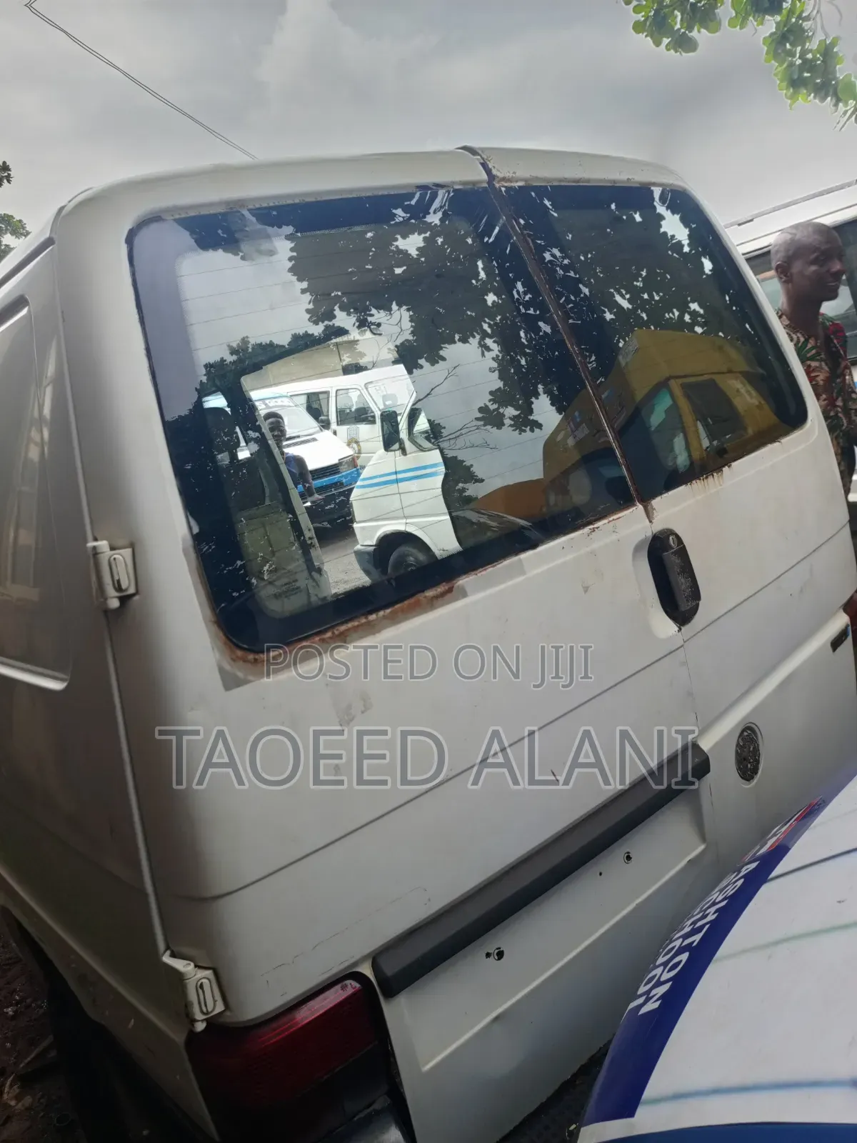 Volkswagen Transporter 2002 White