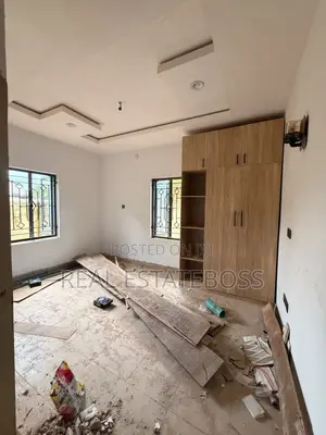 3bdrm Block of Flats in Shelter Afrique, Uyo for rent