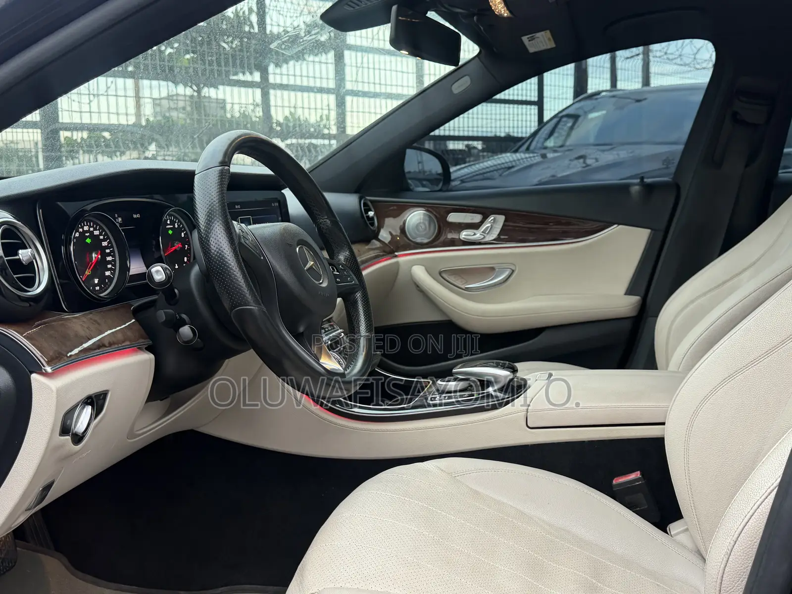 Mercedes-Benz E300 2016 Black