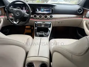 Mercedes-Benz E300 2016 Black