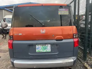 Honda Element LX Automatic 2005 Red