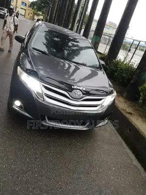 Toyota Venza 2010 Gray