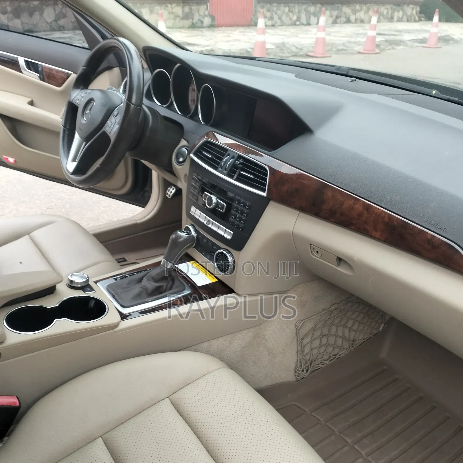 Mercedes-Benz C300 2012 Black