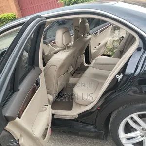 Mercedes-Benz C300 2012 Black