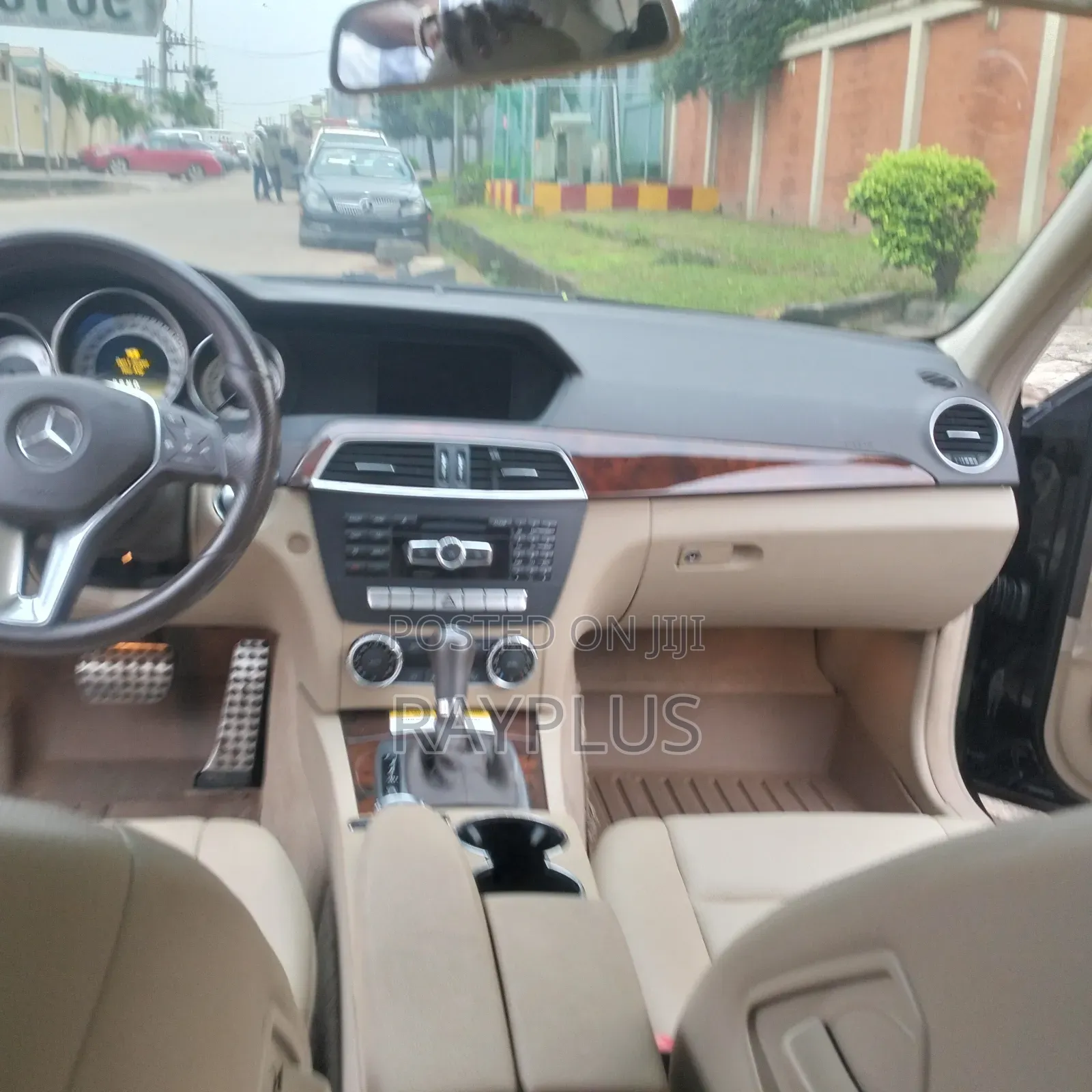 Mercedes-Benz C300 2012 Black
