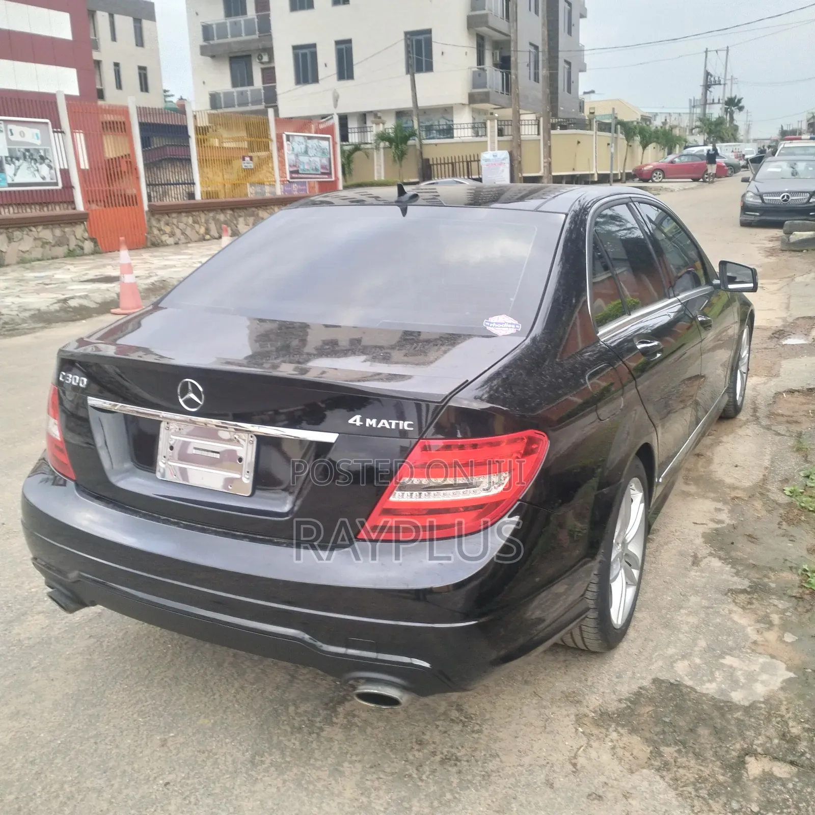 Mercedes-Benz C300 2012 Black