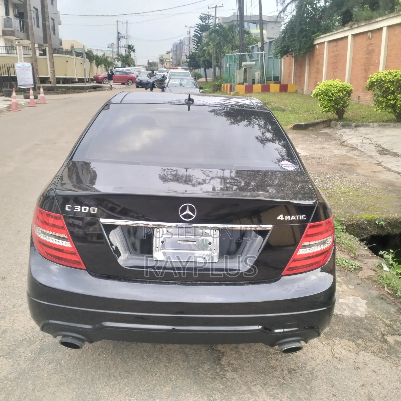 Mercedes-Benz C300 2012 Black