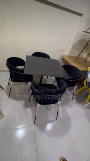 Imported Restaurant Marble Top Dining Table Set With Black Metal Leg