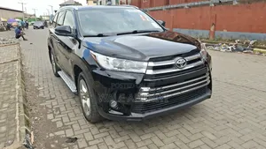 Toyota Highlander Limited 4dr SUV AWD (3.5L 6cyl 6A) 2015 Black