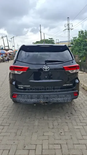 Toyota Highlander Limited 4dr SUV AWD (3.5L 6cyl 6A) 2015 Black
