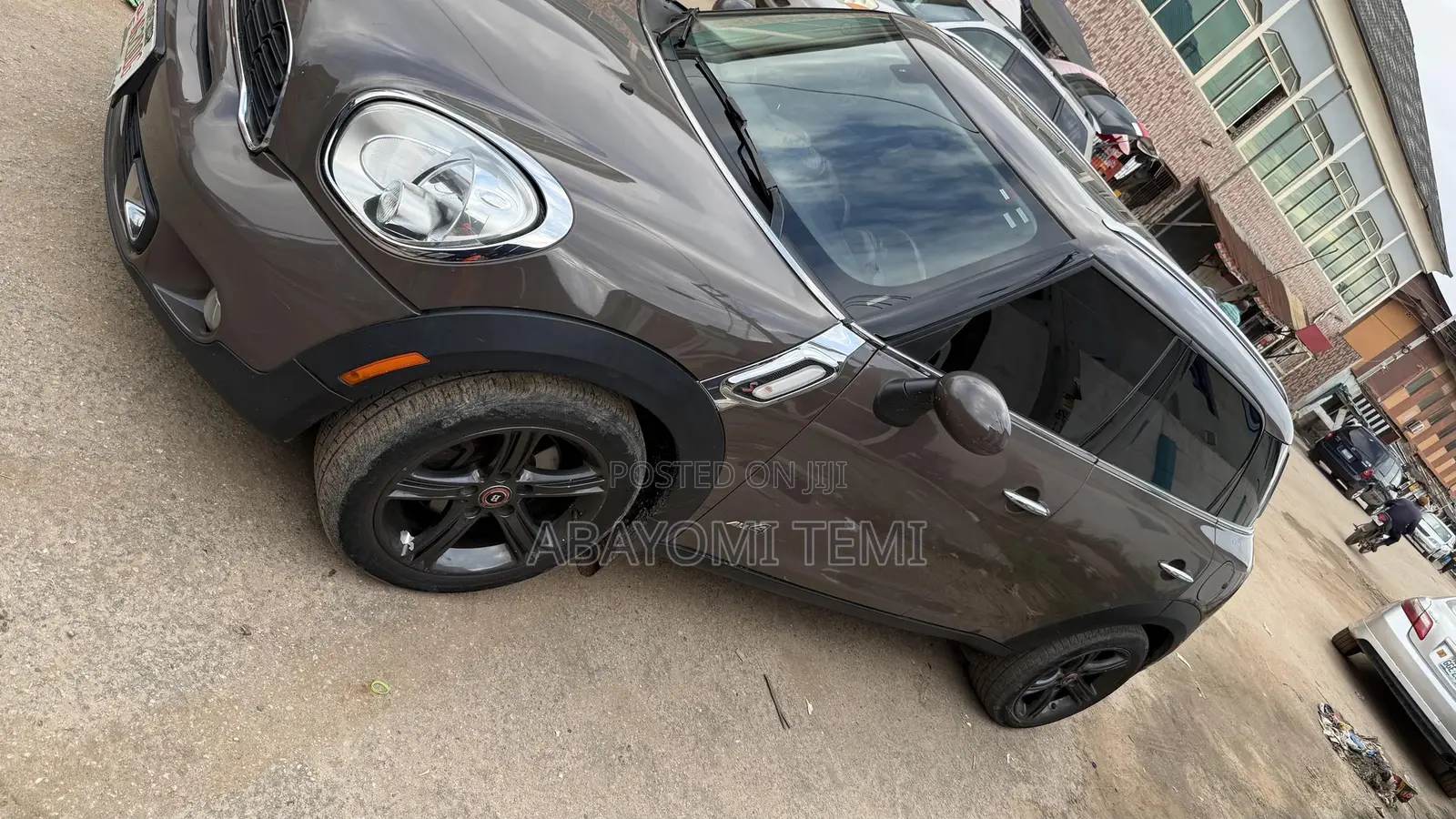Mini Cooper S 2012 Brown
