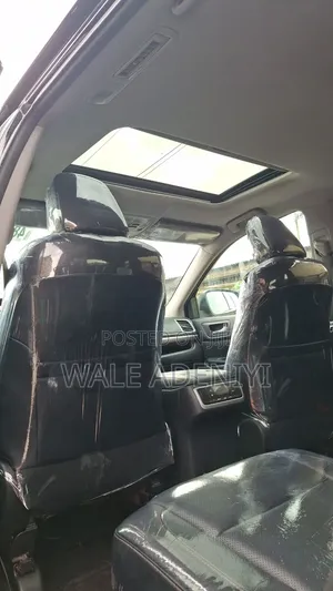 Toyota Highlander Limited 4dr SUV AWD (3.5L 6cyl 6A) 2015 Black