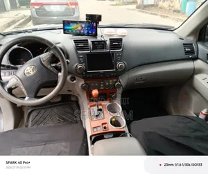 Toyota Highlander Limited 2009 Gray