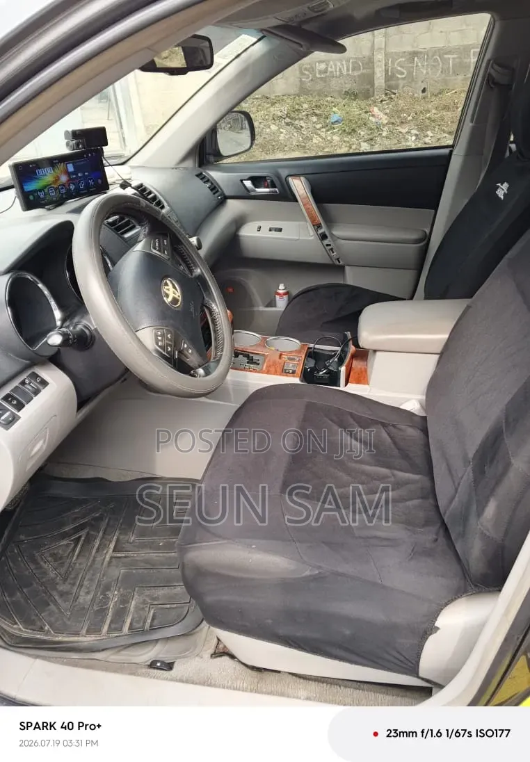 Toyota Highlander Limited 2009 Gray