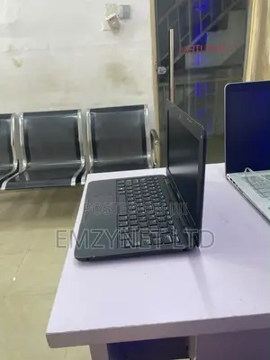 Laptop Dell Latitude 3190 4GB Intel Pentium eMMC 60GB