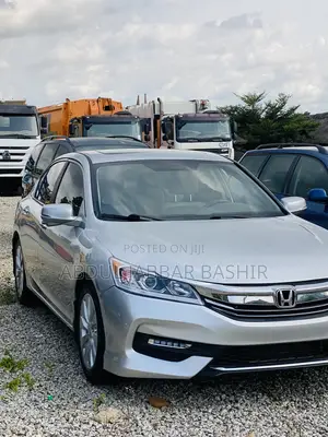 Honda Accord 2017 Silver