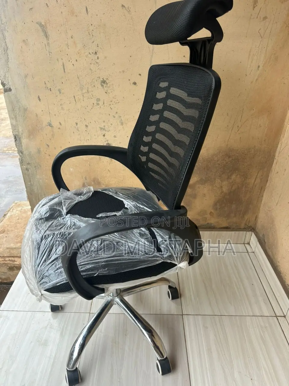Black Swivel Office Chair