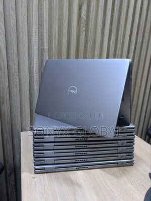 Laptop Dell Latitude 7420 32GB Intel Core i7 SSD 512GB
