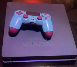 Play Station 4
