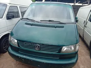 Volkswagen Transporter 2003 Green