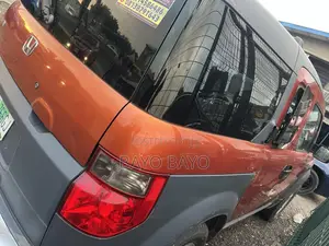 Honda Element LX Automatic 2005 Red