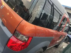 Honda Element LX Automatic 2005 Red