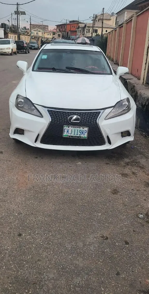Lexus IS 2011 Off white
