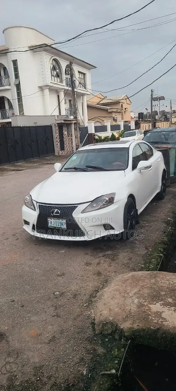 Lexus IS 2011 Off white