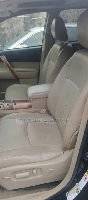 Toyota Highlander 2011 Black