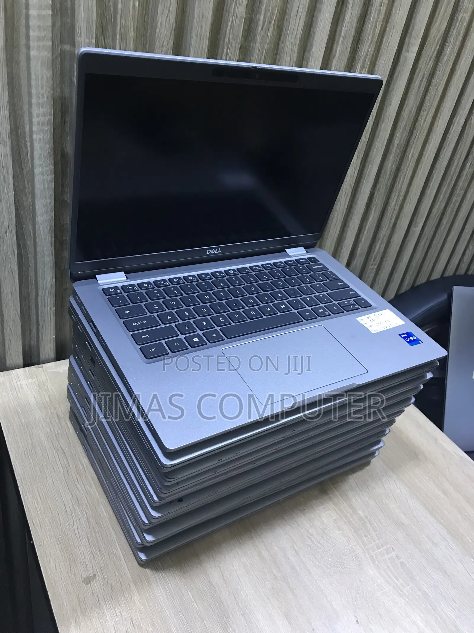 Laptop Dell Latitude 5320 32GB Intel Core i7 SSD 256GB
