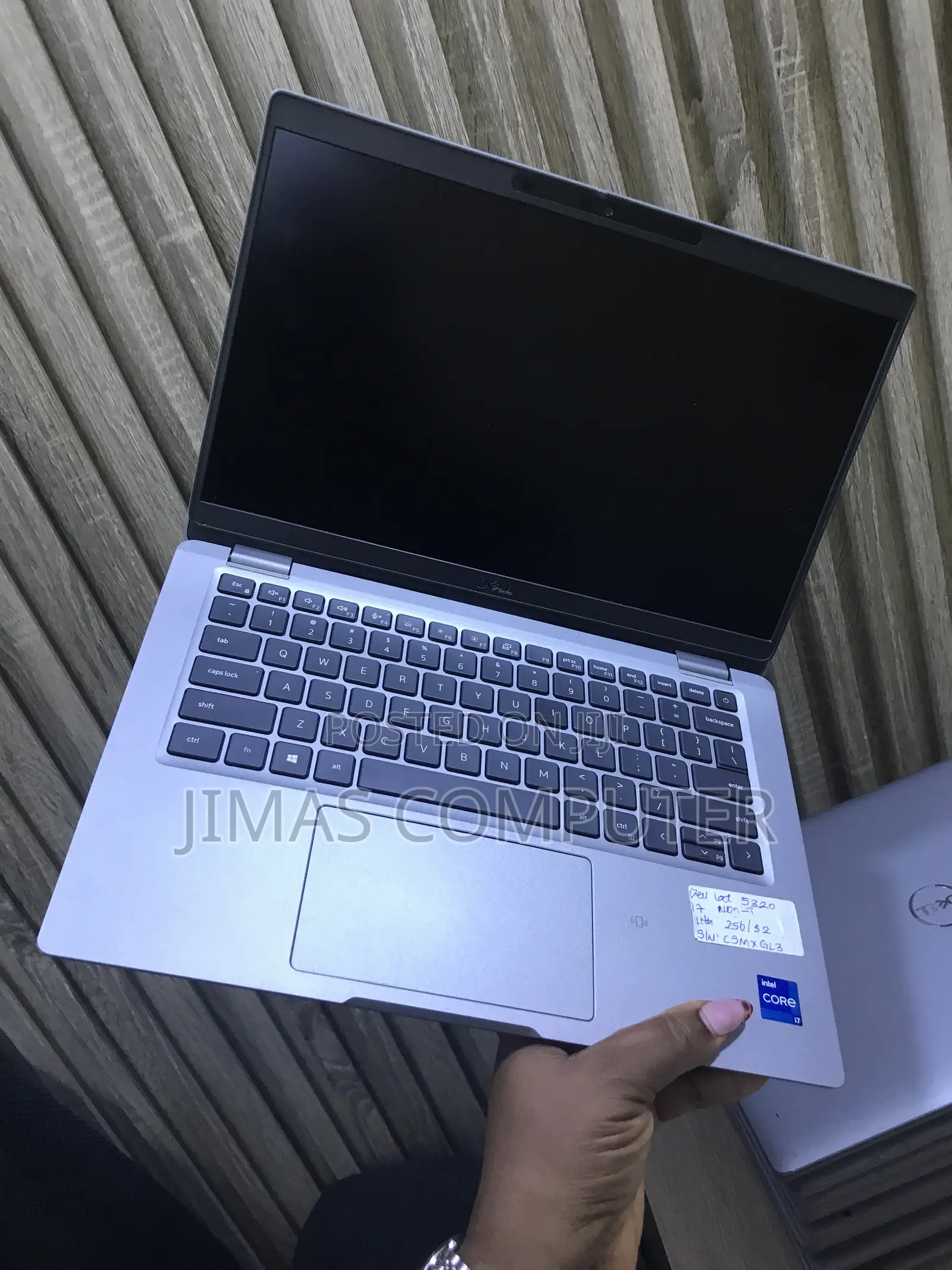 Laptop Dell Latitude 5320 32GB Intel Core i7 SSD 256GB