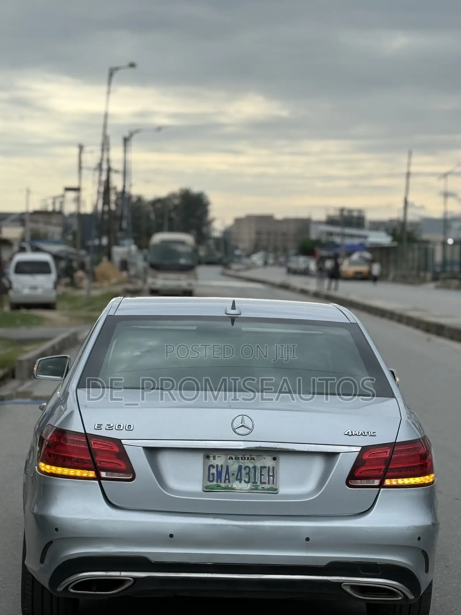 Mercedes-Benz E200 2013