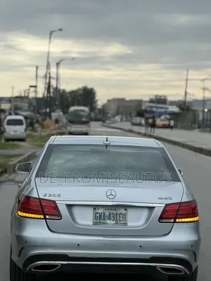 Mercedes-Benz E200 2013