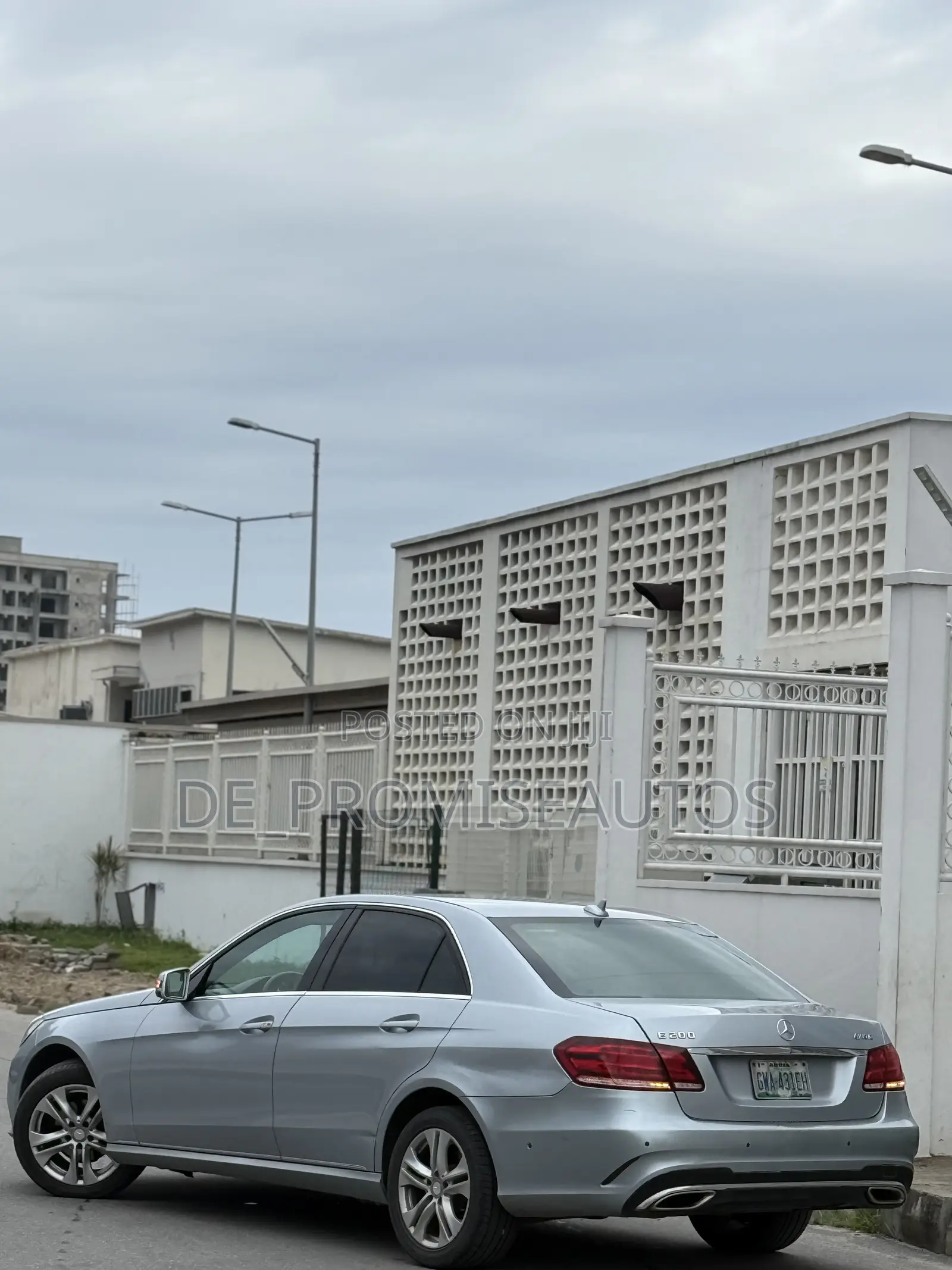 Mercedes-Benz E200 2013