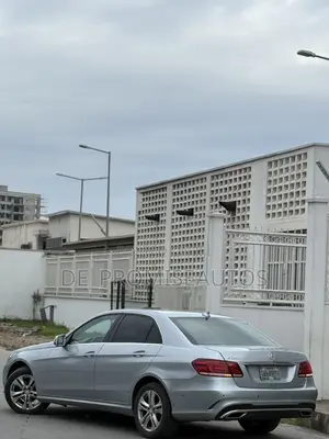 Mercedes-Benz E200 2013