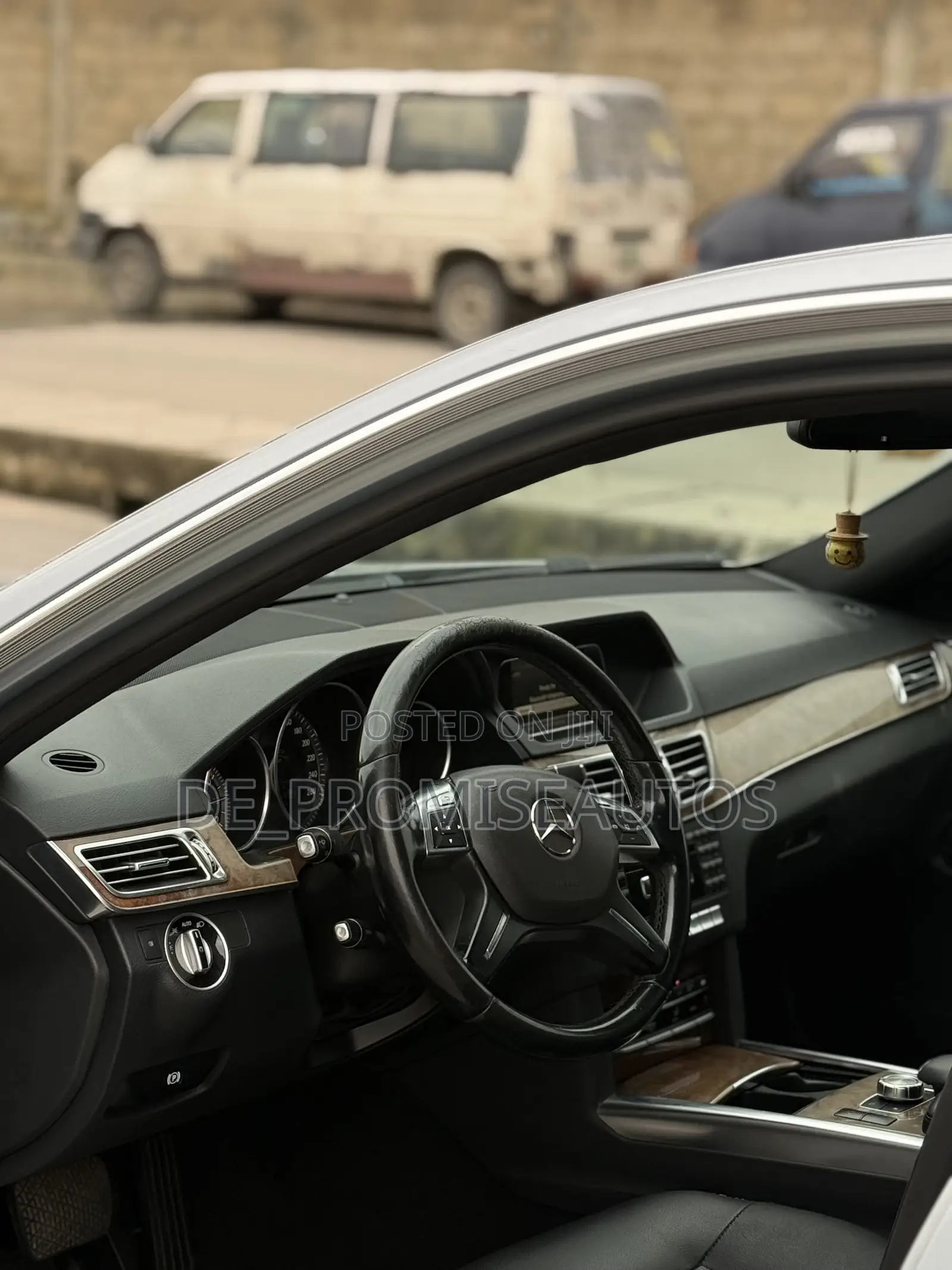 Mercedes-Benz E200 2013