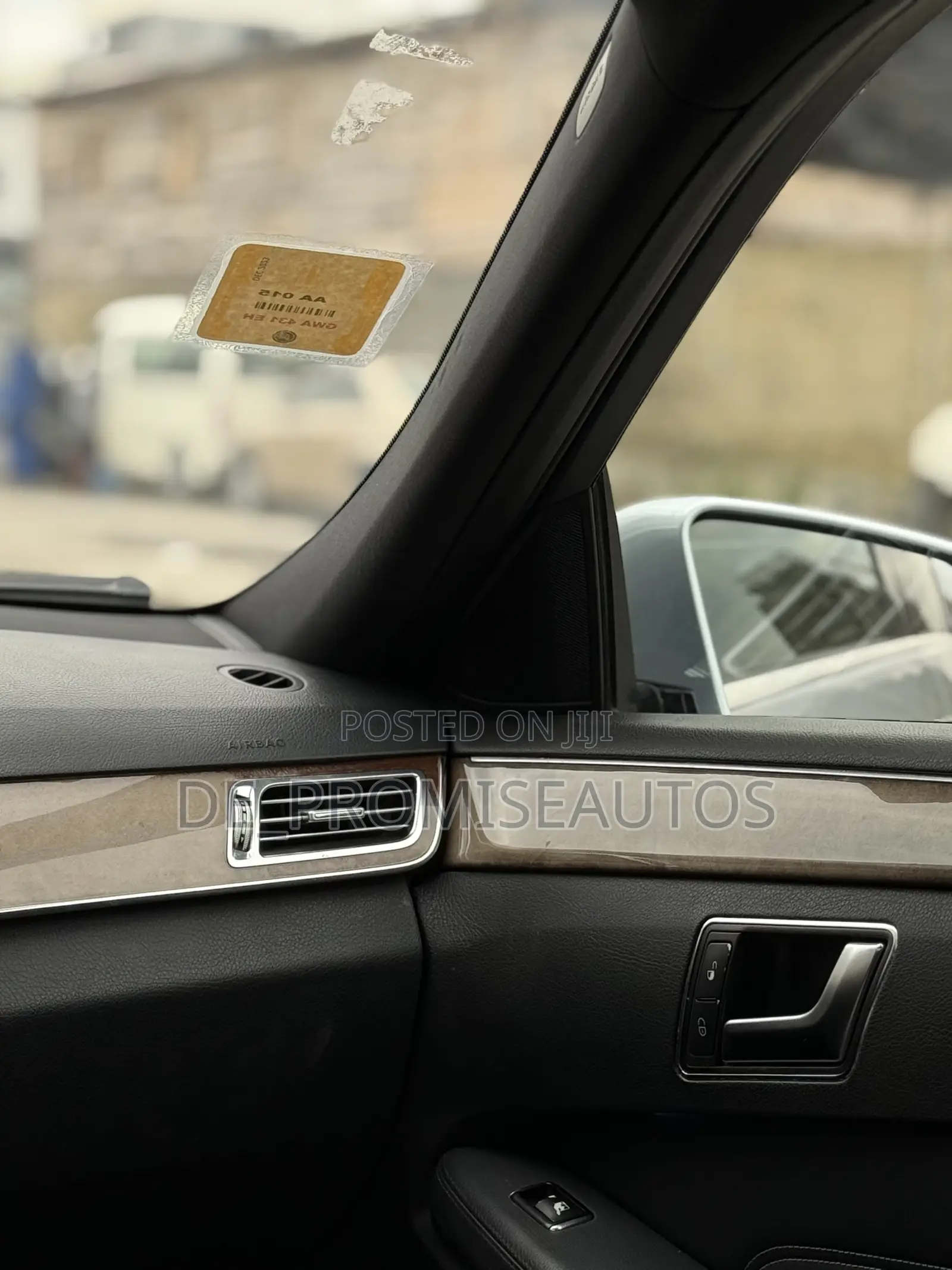 Mercedes-Benz E200 2013