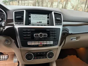 Mercedes-Benz M Class 2015 White